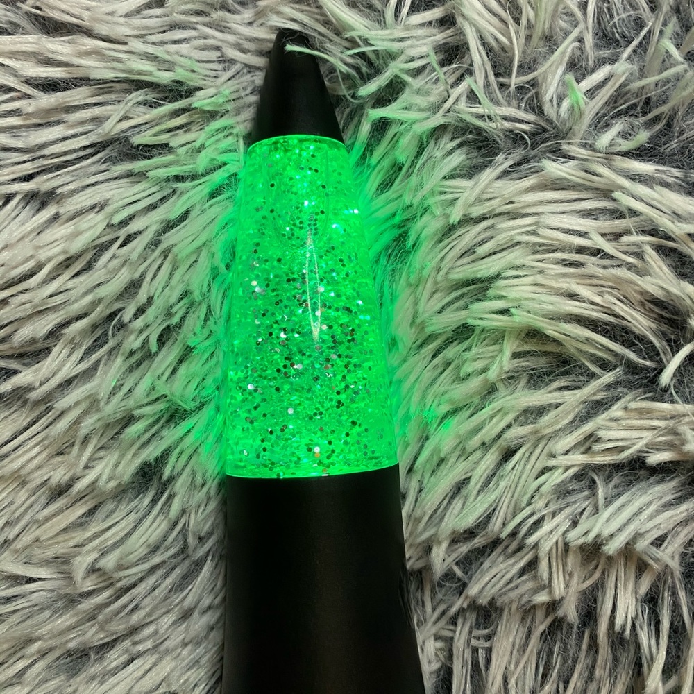 Mini Lava Lamp - Picture 5 of 6